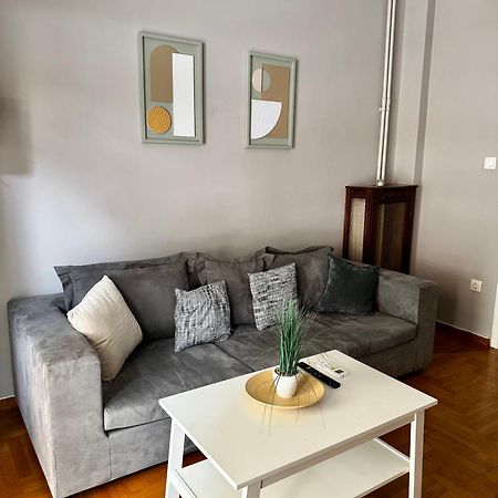 Vivian Modern Apartment Афины Экстерьер фото